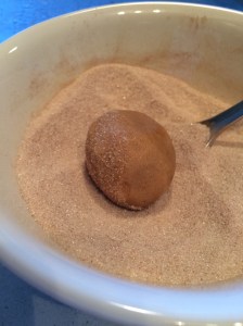 Roll the balls in the mixture. 